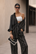 Conjunto Calça e Camisa Listrada