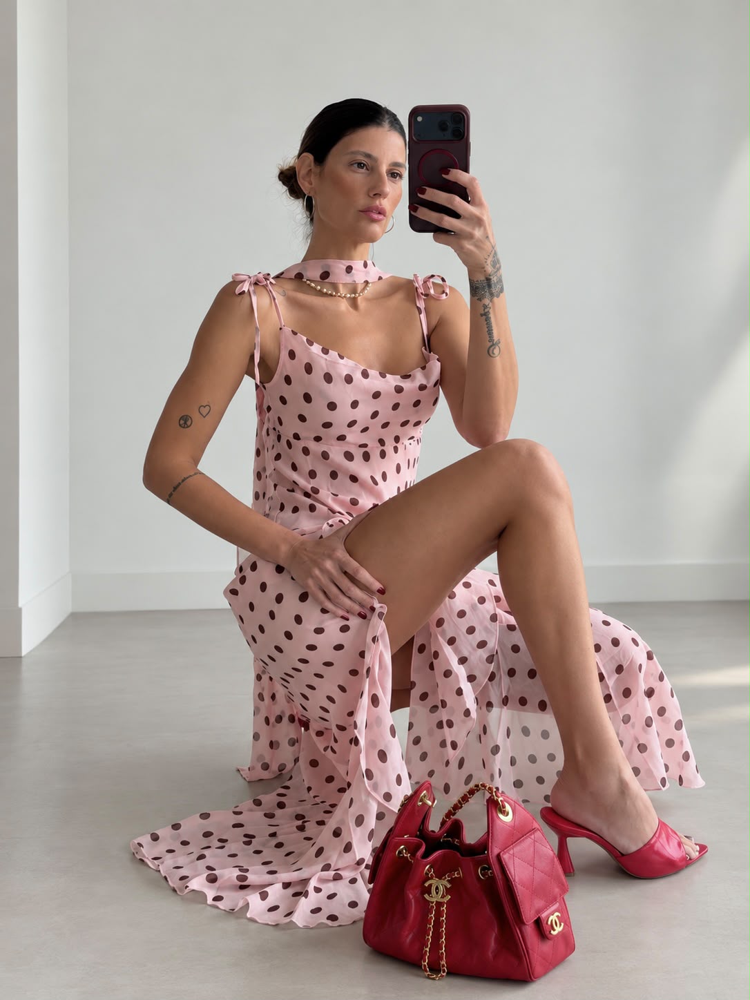 Vestido Poá com Fenda
